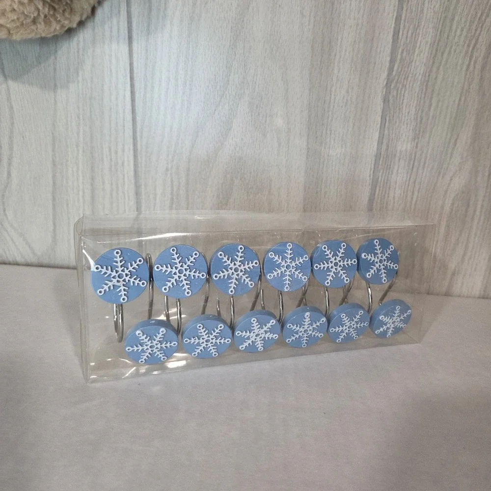 Snowflake Curtain Hooks Blue White Circle